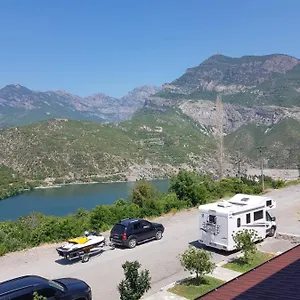 *** Hotel Lugina E Komanit Albanie